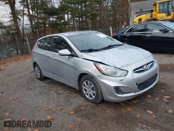 ✅ 2014 Hyundai Accent GS • VIN: KMHCT5AE4EU185824 • Lot: 43672608. Listed on IAAI with 199,283 mi. Free auction sales archive from the USA and detailed vehicle history report at DreamBid. Image 1.