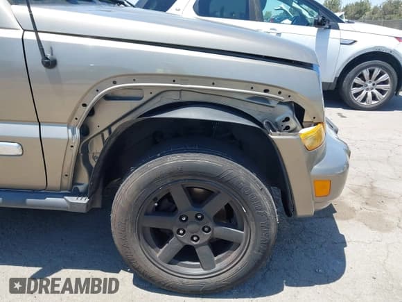 ✅ 2006 Jeep Liberty Limited • VIN: 1J4GL58K36W231810 • Lot: 42565924. Listed on IAAI with 169,393 mi. Free auction sales archive from the USA and detailed vehicle history report at DreamBid. Image 15.