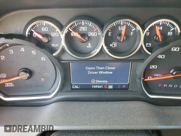 ✅ 2019 Chevrolet Silverado 1500 LT • VIN: 3GCUYDED4KG256783 • Lot: 70716074. Wystawiony na Copart z przebiegiem 109 361 mil. Bezpłatny archiwum sprzedaży aukcyjnych z USA i szczegółowy raport historii pojazdu na DreamBid. Zdjęcie 9.