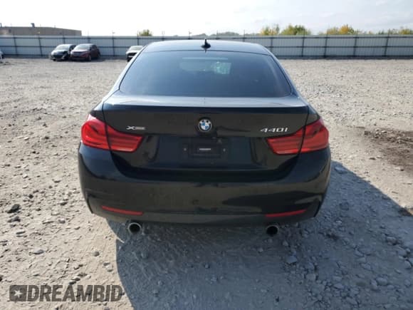 ✅ 2018 BMW 4 Series 440i xDrive • VIN: WBA4J7C58JBH14706 • Lot: 80605195. Wystawiony na Copart z przebiegiem 120 827 mil. Bezpłatny archiwum sprzedaży aukcyjnych z USA i szczegółowy raport historii pojazdu na DreamBid. Zdjęcie 6.