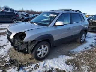 2005 Hyundai Tucson GLS с VIN KM8JN72D45U086066, выставлен на аукционе Copart как лот 82767914 с пробегом 122 206 миль миль и Списание • Salvage title. История ставок и продаж доступна на DreamBid. Изображение 1.