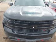 ✅ 2022 Chevrolet Silverado 1500 LT Trail Boss • VIN: 1GCPYFED3NZ194306 • Lot: 41906625. Wystawiony na IAAI z przebiegiem Nie podano. Bezpłatny archiwum sprzedaży aukcyjnych z USA i szczegółowy raport historii pojazdu na DreamBid. Zdjęcie 10.