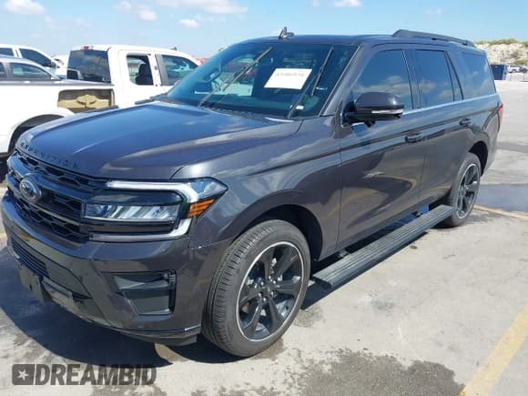 ✅ 2024 Ford Expedition Limited • VIN: 1FMJU1K88REA96473 • Lot: 43406938. Listed on IAAI with 13,285 mi. Free auction sales archive from the USA and detailed vehicle history report at DreamBid. Image 18.