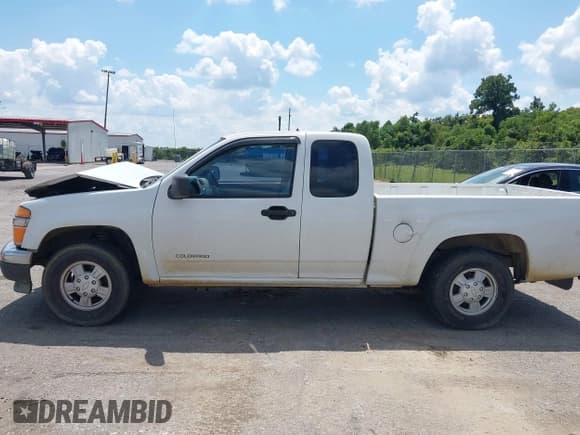 ✅ 2004 Chevrolet Colorado Z85 • VIN: 1GCCS198748133139 • Lot: 43123921. Wystawiony na IAAI z przebiegiem 220 643 mil. Bezpłatny archiwum sprzedaży aukcyjnych z USA i szczegółowy raport historii pojazdu na DreamBid. Zdjęcie 14.