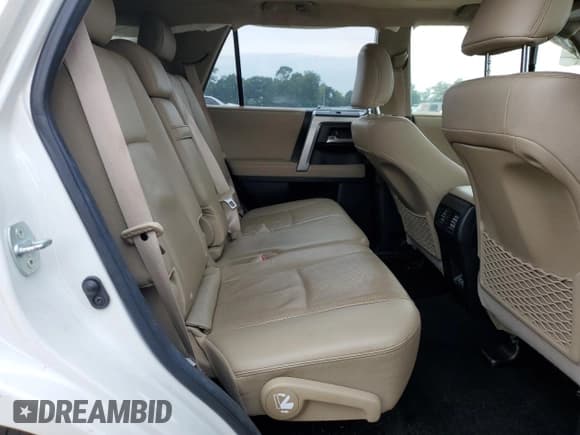 ✅ 2020 Toyota 4Runner SR5 • VIN: JTEZU5JR1L5219252 • Лот: 70957255. Опубликован ранее на Copart с пробегом 96 110 миль. Бесплатный доступ к архиву аукционных продаж из США и подробный отчёт об истории автомобиля на DreamBid. Изображение 11.