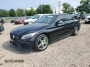 ✅ 2015 Mercedes-Benz C 400 • VIN: 55SWF6GB3FU019279 • Lot: 67907625. Wystawiony na Copart z przebiegiem 152 722 mil. Bezpłatny archiwum sprzedaży aukcyjnych z USA i szczegółowy raport historii pojazdu na DreamBid. Zdjęcie 1.