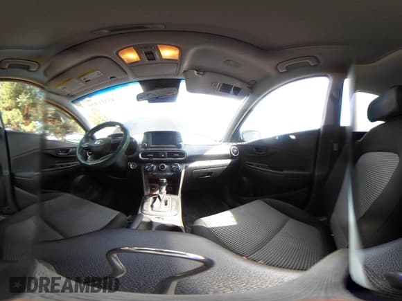 ✅ 2018 Hyundai Kona SEL • VIN: KM8K62AA8JU082396 • Лот: 43311530. Опубликован ранее на IAAI с пробегом 172 041 миль. Бесплатный доступ к архиву аукционных продаж из США и подробный отчёт об истории автомобиля на DreamBid. Изображение 18.