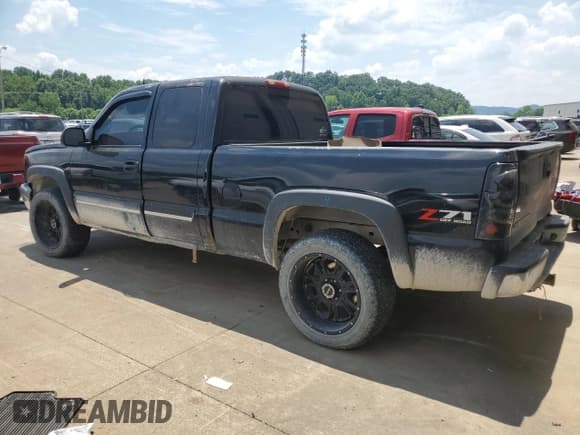 ✅ 2004 Chevrolet Silverado 1500 Z71 • VIN: 2GCEK19T241274961 • Лот: 59773574. Опубликован ранее на Copart с пробегом 294 469 миль. Бесплатный доступ к архиву аукционных продаж из США и подробный отчёт об истории автомобиля на DreamBid. Изображение 2.