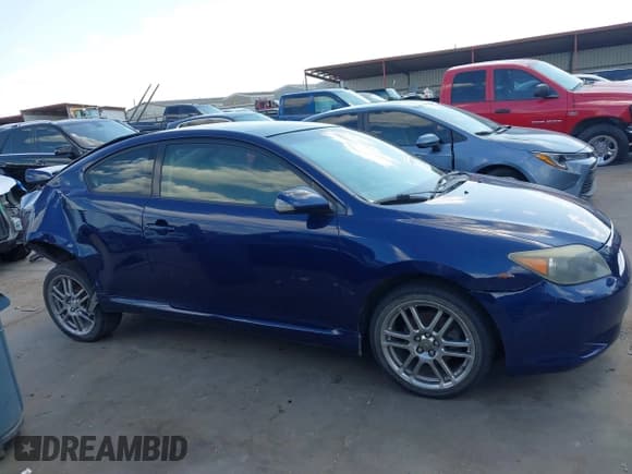 ✅ 2005 Scion tC • VIN: JTKDE177450005391 • Lot: 43016478. Wystawiony na IAAI z przebiegiem 197 121 mil. Bezpłatny archiwum sprzedaży aukcyjnych z USA i szczegółowy raport historii pojazdu na DreamBid. Zdjęcie 14.