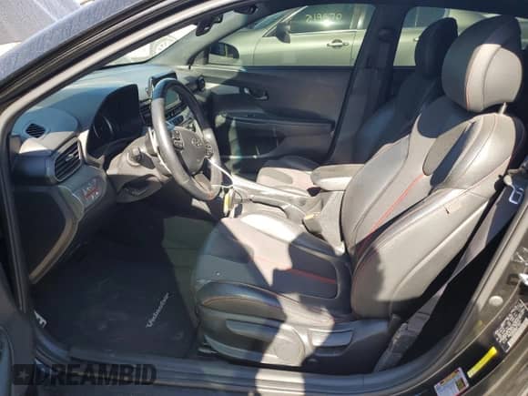 2020 Hyundai Veloster Turbo Ultimate z VIN KMHTH6AB2LU026701, wystawiony jako Copart lot #77228364 z przebiegiem 37 196 mil mil oraz Nie do naprawy • Non repairable. Historia ofert i sprzedaży dostępna na DreamBid. Obrazek 7.