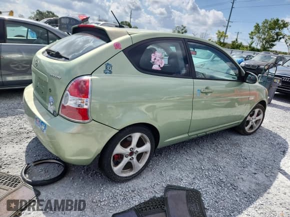 ✅ 2007 Hyundai Accent SE • VIN: KMHCN36C07U035170 • Лот: 58201395. Опубликован ранее на Copart с пробегом 154 388 миль. Бесплатный доступ к архиву аукционных продаж из США и подробный отчёт об истории автомобиля на DreamBid. Изображение 3.