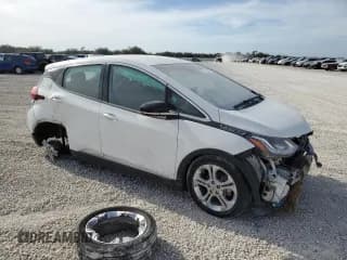 ✅ 2019 Chevrolet Bolt EV LT • VIN: 1G1FY6S0XK4133632 • Lot: 79518584. Wystawiony na Copart z przebiegiem 72 105 mil. Bezpłatny archiwum sprzedaży aukcyjnych z USA i szczegółowy raport historii pojazdu na DreamBid. Zdjęcie 4.