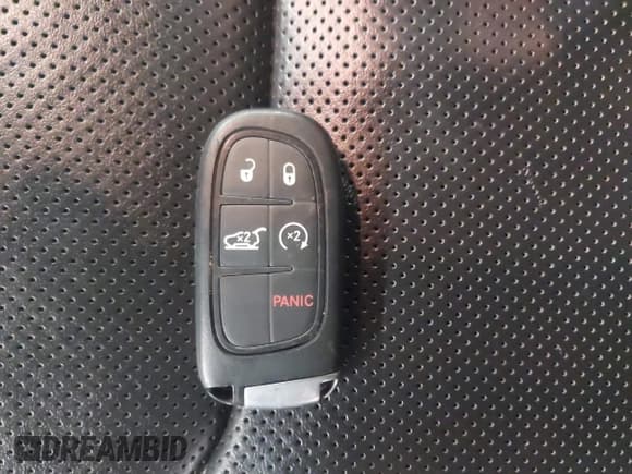 ✅ 2019 Jeep Cherokee Trailhawk • VIN: 1C4PJMBX7KD328864 • Lot: 43159443. Wystawiony na IAAI z przebiegiem 168 010 mil. Bezpłatny archiwum sprzedaży aukcyjnych z USA i szczegółowy raport historii pojazdu na DreamBid. Zdjęcie 11.