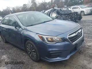 ✅ 2018 Subaru Legacy • VIN: 4S3BNAB64J3024075 • Lot: 43673565. Wystawiony na IAAI z przebiegiem 111 262 mil. Bezpłatny archiwum sprzedaży aukcyjnych z USA i szczegółowy raport historii pojazdu na DreamBid. Zdjęcie 1.