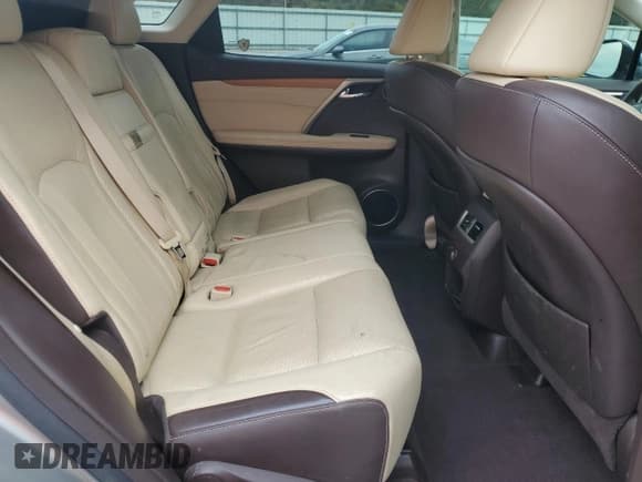 ✅ 2017 Lexus RX 350 • VIN: 2T2ZZMCA3HC046136 • Lot: 90098415. Wystawiony na Copart z przebiegiem 102 523 mil. Bezpłatny archiwum sprzedaży aukcyjnych z USA i szczegółowy raport historii pojazdu na DreamBid. Zdjęcie 11.