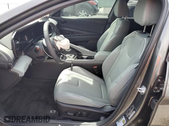 2025 Hyundai Elantra Limited with VIN KMHLN4DJ5SU139136, listed as a Copart auction lot 82049415 with 1,535 mi miles and Non repairable. Bid and sale history available at DreamBid. Image 7.