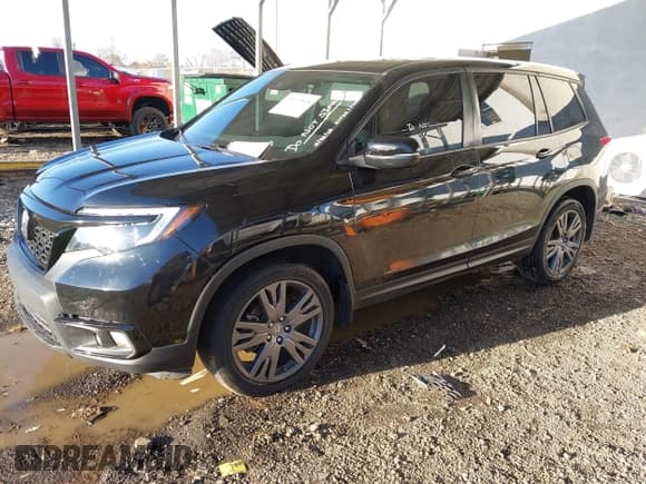 ✅ 2020 Honda Passport EX-L • VIN: 5FNYF8H52LB003956 • Lot: 43602808. Wystawiony na IAAI z przebiegiem 100 077 mil. Bezpłatny archiwum sprzedaży aukcyjnych z USA i szczegółowy raport historii pojazdu na DreamBid. Zdjęcie 2.