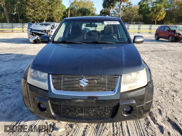 ✅ 2007 Suzuki Grand Vitara • VIN: JS3TE941674200553 • Lot: 75667344. Wystawiony na Copart z przebiegiem 177 312 mil. Bezpłatny archiwum sprzedaży aukcyjnych z USA i szczegółowy raport historii pojazdu na DreamBid. Zdjęcie 5.