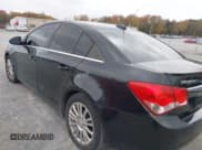 ✅ 2015 Chevrolet Cruze ECO • VIN: 1G1PH5SB4F7250465 • Лот: 43663881. Опубликован ранее на IAAI с пробегом 129 626 миль. Бесплатный доступ к архиву аукционных продаж из США и подробный отчёт об истории автомобиля на DreamBid. Изображение 3.