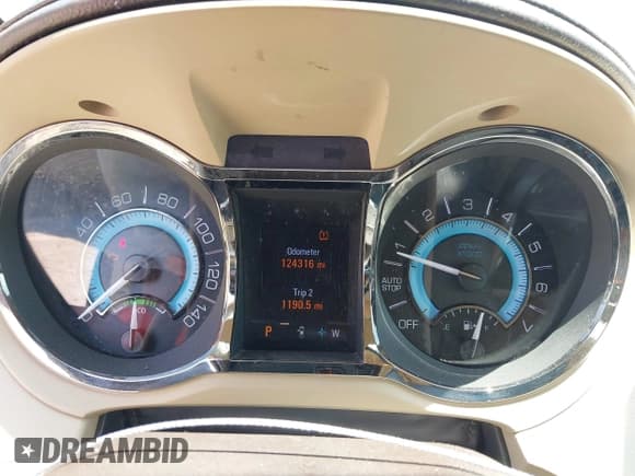 ✅ 2013 Buick LaCrosse • VIN: 1G4GA5ER5DF213380 • Lot: 42479259. Wystawiony na IAAI z przebiegiem 124 316 mil. Bezpłatny archiwum sprzedaży aukcyjnych z USA i szczegółowy raport historii pojazdu na DreamBid. Zdjęcie 7.