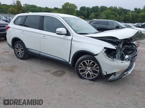2018 Mitsubishi Outlander ES with VIN JA4AZ3A39JZ034210, listed as a IAAI auction lot 43236372 with 106,016 mi miles and . Bid and sale history available at DreamBid. Image 1.
