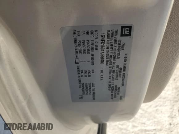 ✅ 2007 Chevrolet Suburban LT • VIN: 1GNFC16047J250450 • Lot: 82436204. Wystawiony na Copart z przebiegiem 146 455 mil. Bezpłatny archiwum sprzedaży aukcyjnych z USA i szczegółowy raport historii pojazdu na DreamBid. Zdjęcie 12.