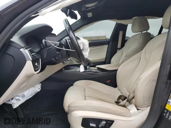 ✅ 2021 BMW 5 Series 530i xDrive • VIN: WBA13BJ0XMWW98252 • Lot: 68586325. Listed on Copart with Not provided. Free auction sales archive from the USA and detailed vehicle history report at DreamBid. Image 7.