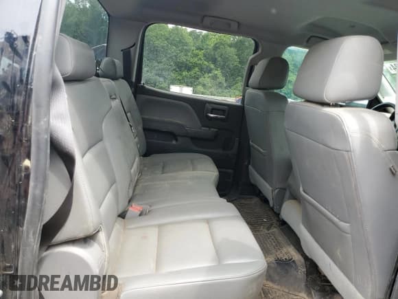 ✅ 2018 GMC Sierra 2500HD • VIN: 1GT12REY5JF249782 • Лот: 63441004. Опубликован ранее на Copart с пробегом 185 845 миль. Бесплатный доступ к архиву аукционных продаж из США и подробный отчёт об истории автомобиля на DreamBid. Изображение 10.