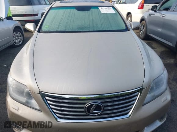 ✅ 2012 Lexus LS 460 • VIN: JTHBL5EF5C5111062 • Lot: 42726458. Listed on IAAI with 87,277 mi. Free auction sales archive from the USA and detailed vehicle history report at DreamBid. Image 12.