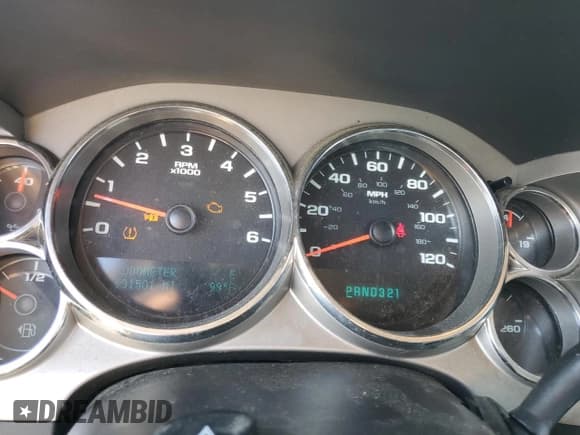 ✅ 2013 Chevrolet Silverado 1500 LT • VIN: 3GCPCSEA9DG201139 • Lot: 72033794. Listed on Copart with 191,501 mi. Free auction sales archive from the USA and detailed vehicle history report at DreamBid. Image 9.