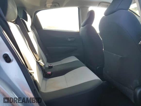 ✅ 2013 Toyota Yaris LE • VIN: JTDKTUD32DD566025 • Lot: 89653135. Wystawiony na Copart z przebiegiem 100 654 mil. Bezpłatny archiwum sprzedaży aukcyjnych z USA i szczegółowy raport historii pojazdu na DreamBid. Zdjęcie 10.