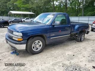 2000 Chevrolet Silverado 1500 LS with VIN 1GCEC14W5YZ181489, listed as a Copart auction lot 55621945 with 223,065 mi miles and Salvage title. Bid and sale history available at DreamBid. Image 1.