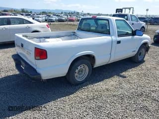 ✅ 2001 Chevrolet S-10 • VIN: 1GCCS145318251682 • Лот: 42067520. Опубликован ранее на IAAI с пробегом Не указан. Бесплатный доступ к архиву аукционных продаж из США и подробный отчёт об истории автомобиля на DreamBid. Изображение 4.