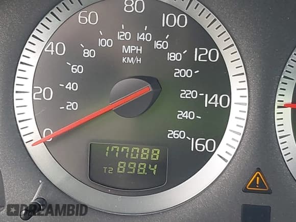 ✅ 2007 Volvo XC70 • VIN: YV4SZ592871275908 • Lot: 43595536. Listed on IAAI with 177,088 mi. Free auction sales archive from the USA and detailed vehicle history report at DreamBid. Image 15.