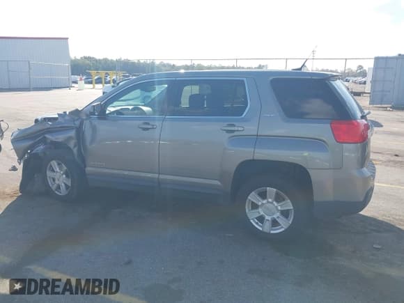✅ 2012 GMC Terrain SLE-1 • VIN: 2GKALMEK0C6324546 • Lot: 43629218. Listed on IAAI with 173,340 mi. Free auction sales archive from the USA and detailed vehicle history report at DreamBid. Image 3.