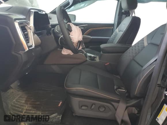 ✅ 2024 GMC Canyon 4WD Denali • VIN: 1GTP6FEK8R1310575 • Лот: 57334355. Опубликован ранее на Copart с пробегом 4 255 миль. Бесплатный доступ к архиву аукционных продаж из США и подробный отчёт об истории автомобиля на DreamBid. Изображение 7.