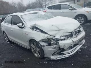 ✅ 2017 Volkswagen Jetta GLI • VIN: 3VW4T7AJ9HM335417 • Lot: 43665323. Wystawiony na IAAI z przebiegiem 117 146 mil. Bezpłatny archiwum sprzedaży aukcyjnych z USA i szczegółowy raport historii pojazdu na DreamBid. Zdjęcie 1.