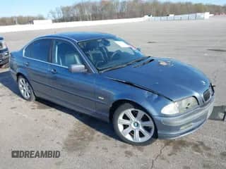 1999 BMW 3 Series 328i z VIN WBAAM5331XKG06935, wystawiony jako IAAI lot #41962214 z przebiegiem Nie podano mil oraz . Historia ofert i sprzedaży dostępna na DreamBid. Obrazek 1.