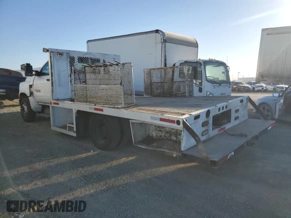 ✅ 2019 Chevrolet Silverado 1500 • VIN: 1HTKHPVK3KH827986 • Лот: 86202604. Опубликован ранее на Copart с пробегом 110 406 миль. Бесплатный доступ к архиву аукционных продаж из США и подробный отчёт об истории автомобиля на DreamBid. Изображение 3.