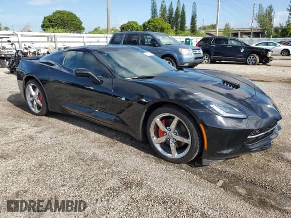 2014 Chevrolet Corvette 3LT z VIN 1G1YF2D79E5109175, wystawiony jako Copart lot #69514604 z przebiegiem 17 514 mil mil oraz Czysty tytuł • Clean title. Historia ofert i sprzedaży dostępna na DreamBid. Obrazek 4.