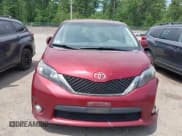 ✅ 2013 Toyota Sienna SE • VIN: 5TDXK3DC1DS319134 • Lot: 42481811. Listed on IAAI with 236,771 mi. Free auction sales archive from the USA and detailed vehicle history report at DreamBid. Image 12.