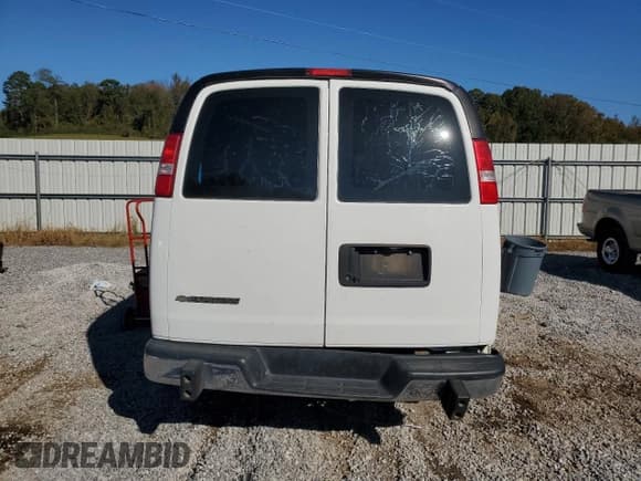 ✅ 2020 Chevrolet Express Cargo • VIN: 1GCWGAFG7L1227605 • Лот: 91030875. Опубликован ранее на Copart с пробегом 212 674 миль. Бесплатный доступ к архиву аукционных продаж из США и подробный отчёт об истории автомобиля на DreamBid. Изображение 6.