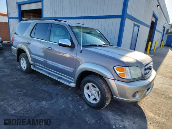 ✅ 2002 Toyota Sequoia SR5 • VIN: 5TDZT34A92S127588 • Lot: 67325605. Listed on Copart with 193,737 mi. Free auction sales archive from the USA and detailed vehicle history report at DreamBid. Image 4.