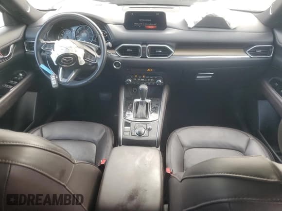 ✅ 2019 Mazda CX-5 Signature • VIN: JM3KFBEY1K0561402 • Lot: 87389335. Wystawiony na Copart z przebiegiem 77 190 mil. Bezpłatny archiwum sprzedaży aukcyjnych z USA i szczegółowy raport historii pojazdu na DreamBid. Zdjęcie 8.