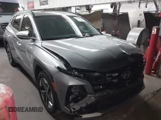 ✅ 2025 Hyundai Tucson SEL Convenience • VIN: 5NMJC3DE2SH445796 • Lot: 42216504. Wystawiony na IAAI z przebiegiem 11 530 mil. Bezpłatny archiwum sprzedaży aukcyjnych z USA i szczegółowy raport historii pojazdu na DreamBid. Zdjęcie 1.