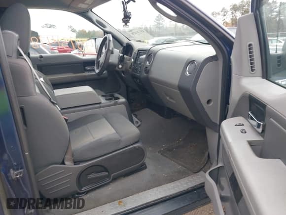 ✅ 2008 Ford F-150 STX • VIN: 1FTRX14W98FB89540 • Lot: 43731478. Listed on IAAI with Not provided. Free auction sales archive from the USA and detailed vehicle history report at DreamBid. Image 5.