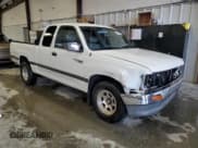 ✅ 1997 Toyota T100 DX • VIN: JT4TN12D9V0028441 • Lot: 44553575. Wystawiony na Copart z przebiegiem 205 409 mil. Bezpłatny archiwum sprzedaży aukcyjnych z USA i szczegółowy raport historii pojazdu na DreamBid. Zdjęcie 4.