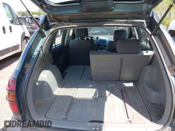 ✅ 2007 Pontiac Vibe • VIN: 5Y2SL65827Z415392 • Lot: 43010250. Listed on IAAI with 214,019 mi. Free auction sales archive from the USA and detailed vehicle history report at DreamBid. Image 13.