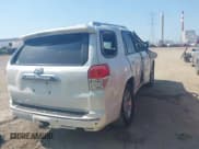 ✅ 2011 Toyota 4Runner Trail • VIN: JTEBU5JR9B5068323 • Лот: 42574394. Опубликован ранее на IAAI с пробегом 236 416 миль. Бесплатный доступ к архиву аукционных продаж из США и подробный отчёт об истории автомобиля на DreamBid. Изображение 4.