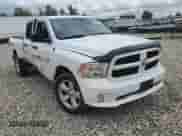 2015 Ram 1500 Express с VIN 1C6RR7FG3FS600090, выставлен на аукционе Copart как лот 62579525 с пробегом 58 304 миль миль и На запчасти • Non repairable. История ставок и продаж доступна на DreamBid. Изображение 13.